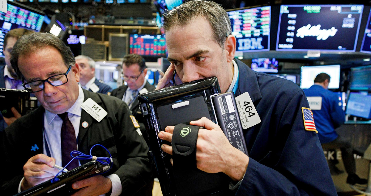 Wall Street cierra al alza luego que la Reserva Federal bajara los tipos de interés