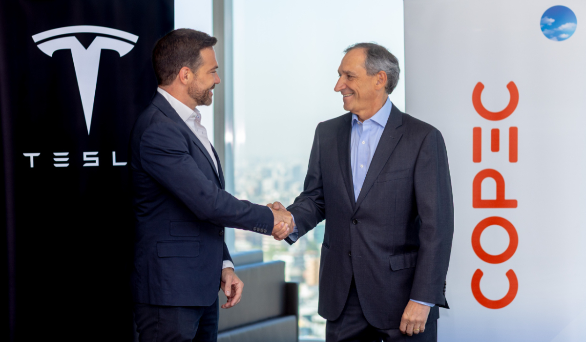 Instalarán cargadores ultra rápidos de Tesla para vehículos eléctricos en estaciones de servicio Copec