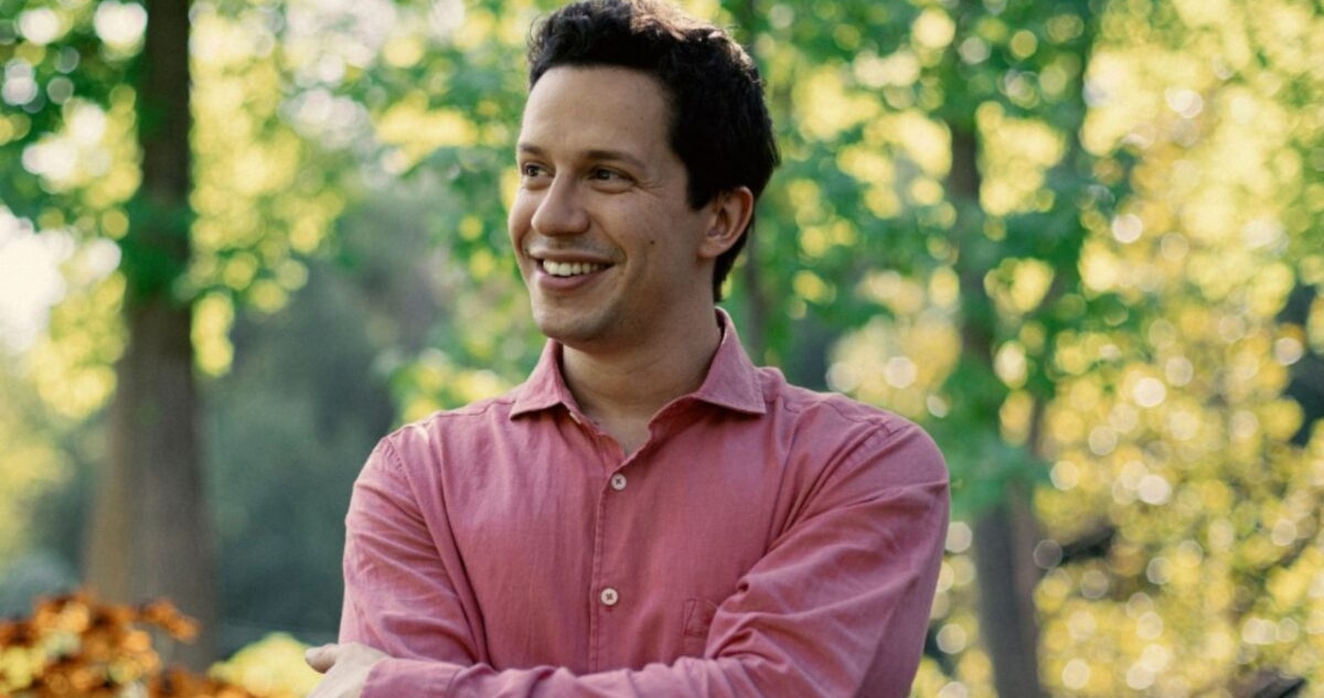 Alonso Quintero responde violento mensaje en redes: “Puros personajes drogos”