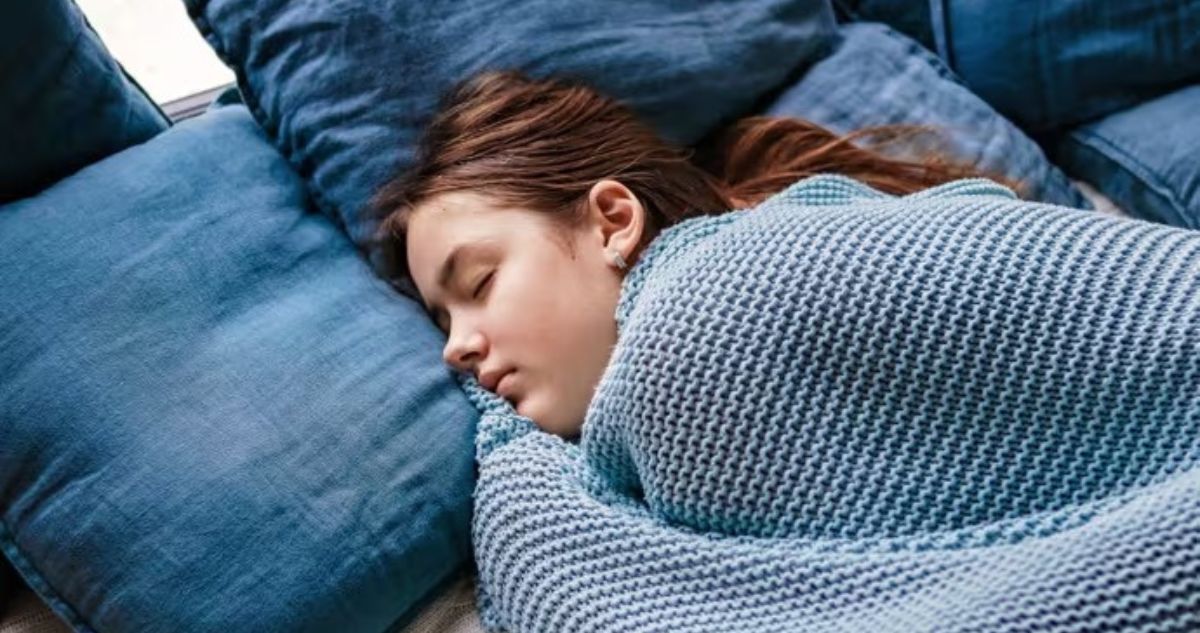 No es por flojera: por qué deberías dejar a tus hijos adolescentes dormir hasta tarde el fin de semana