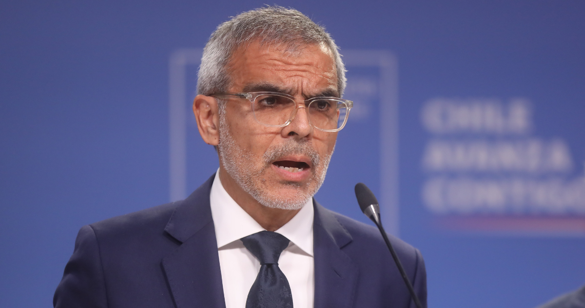 Baja de homicidios e ingresos irregulares: Cordero hace balance tras primer año del Min. de Seguridad