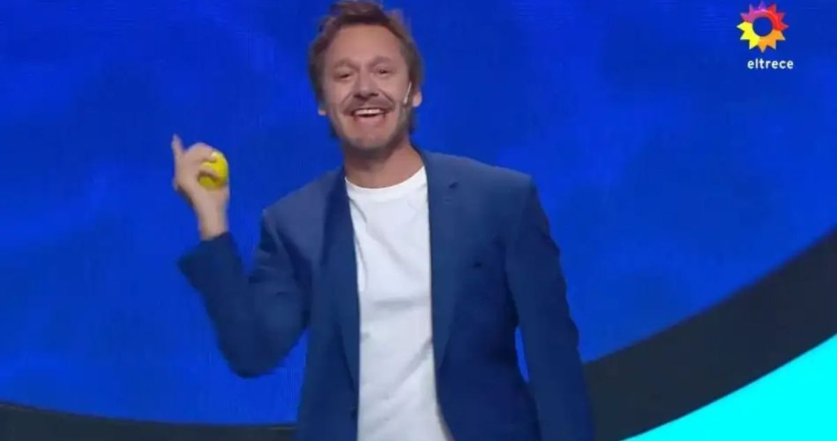 Así fue el debut de Benjamin Vicuña como conductor en reconocido programa de TV en Argentina