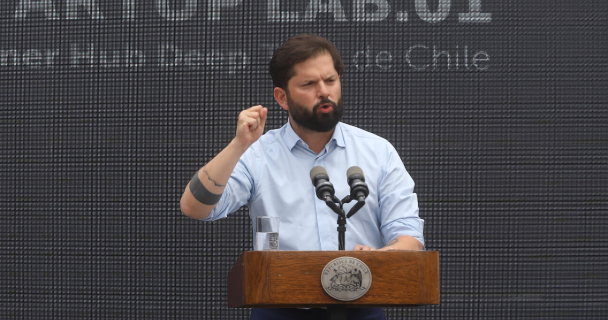 Boric: “Las personas que agredan a Bomberos van a ser identificadas y serán castigadas”