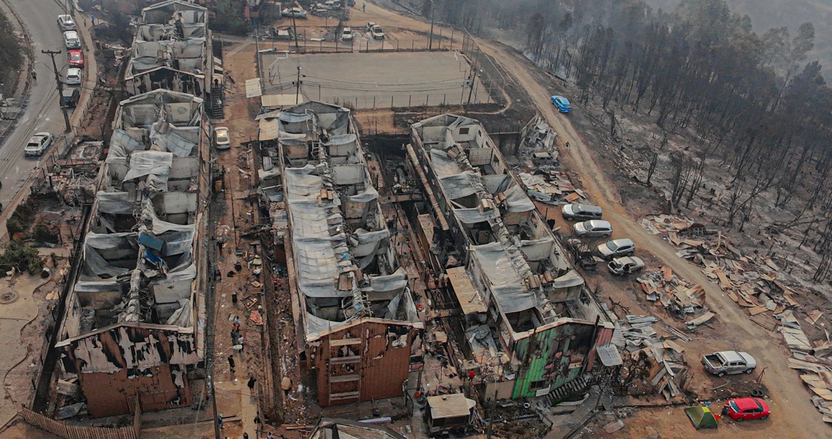 Casas destruidas por incendio en Penco