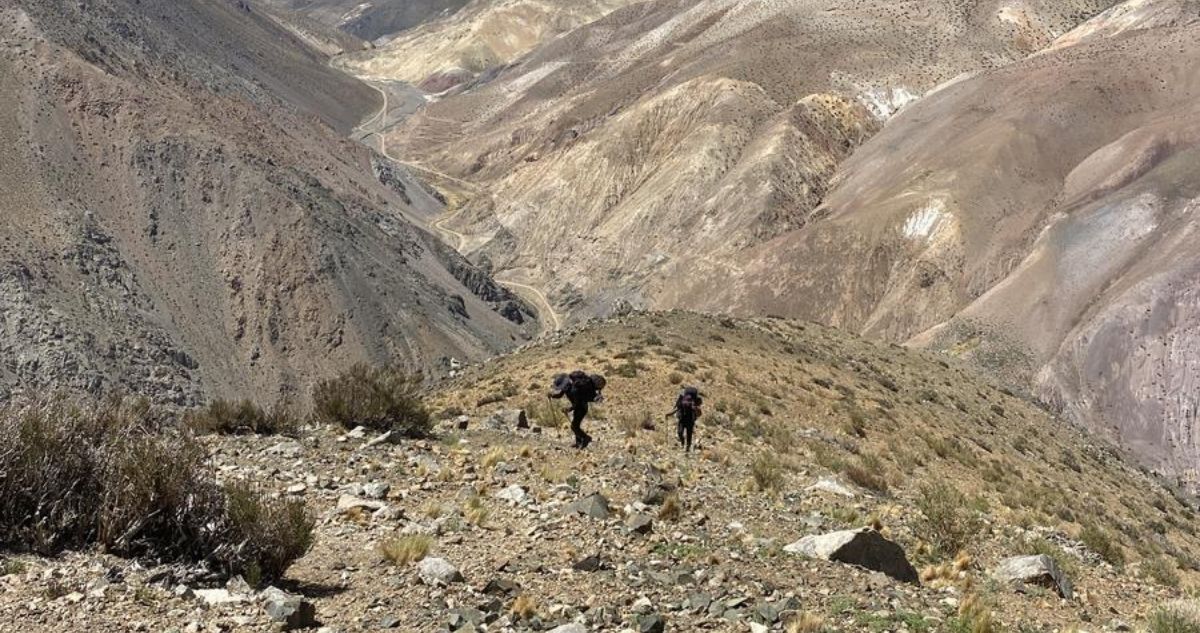 Inician operativo de búsqueda de turista polaco que se extravió tras ascender cerro en Valle del Elqui