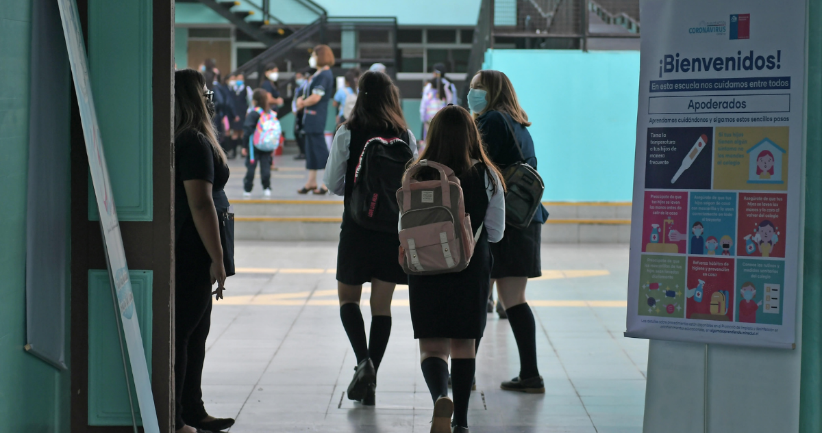 Más del doble creció brecha de recursos a colegios municipales por sobre subvencionados, según estudio