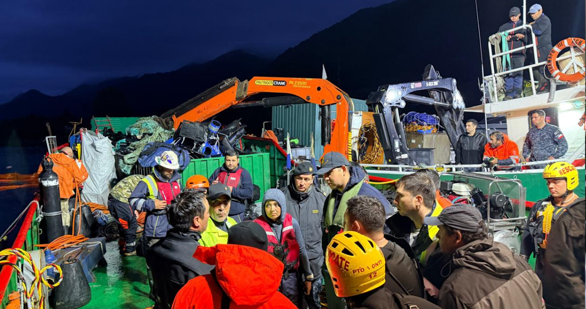 Confirman hallazgo de tercera víctima tras naufragio de embarcación en estuario del Reloncaví