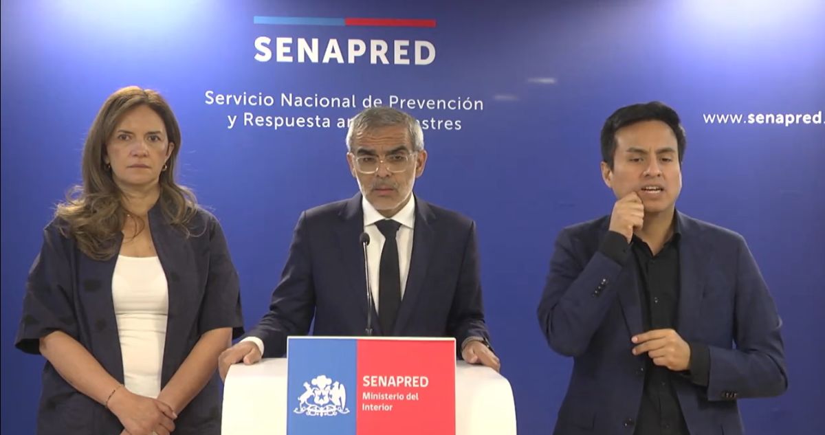 Cordero dice que protocolos de traslado están listos en caso de que incendio amenace cárcel El Manzano