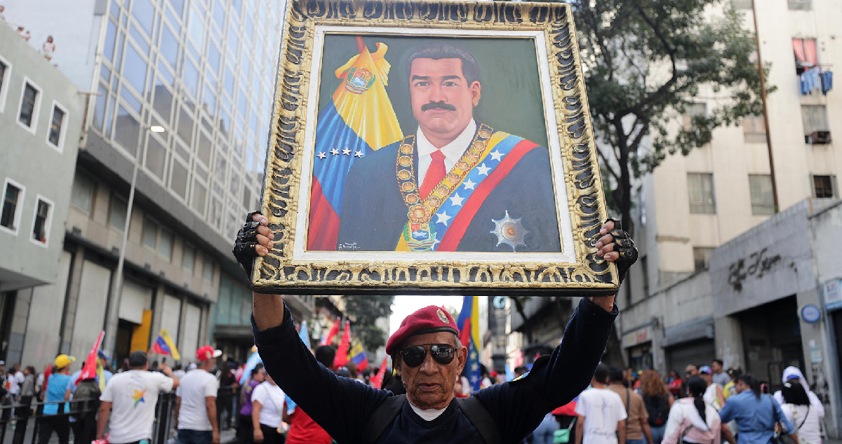 Las cuatro claves por las que Venezuela pasó de ser potencia petrolera a un país en constante crisis