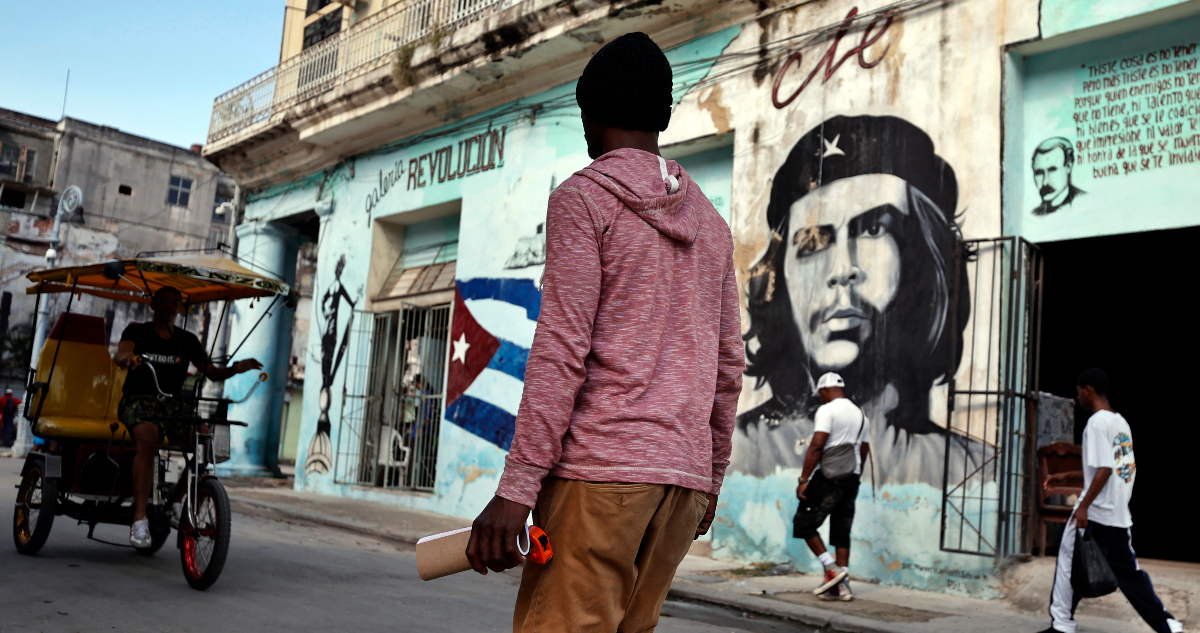 Cuba tiene millonarias deudas con al menos 14 países y reitera que no puede pagar por culpa de EEUU