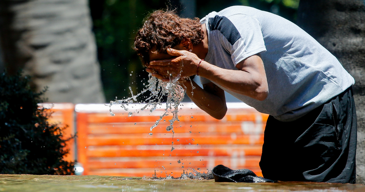 Declaran Alerta Roja para la región Metropolitana por calor extremo este fin de semana