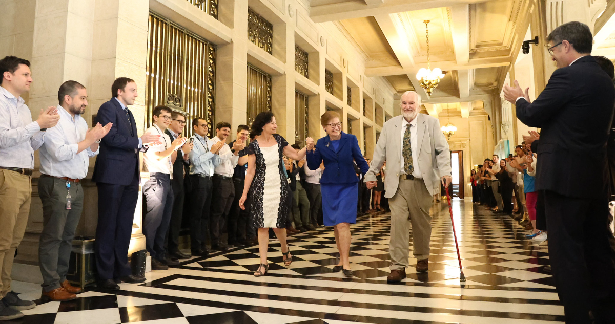 Stephany Griffith-Jones se despidió oficialmente del Banco Central en emotiva y aplaudida ceremonia