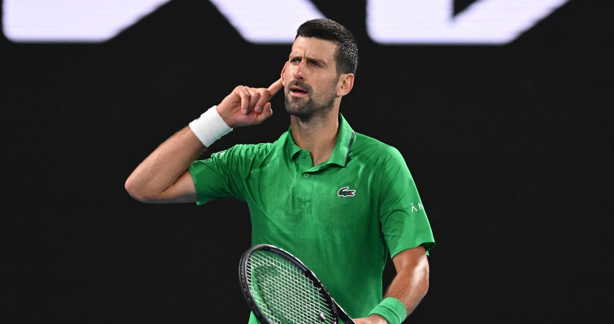 Djokovic nuevamente en la polémica: casi golpea a pasapelotas en Australian Open y sale a disculparse