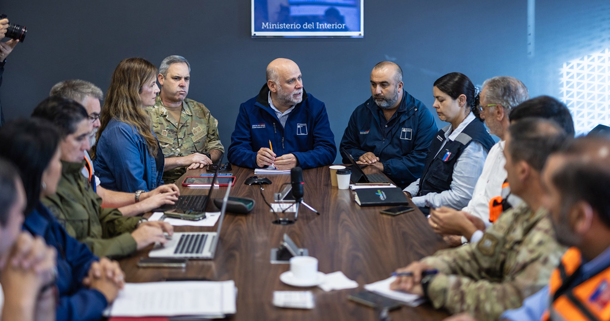 Elizalde por ayudas tempranas para afectados por incendios en el Bío Bío: “Es sólo la primera etapa”