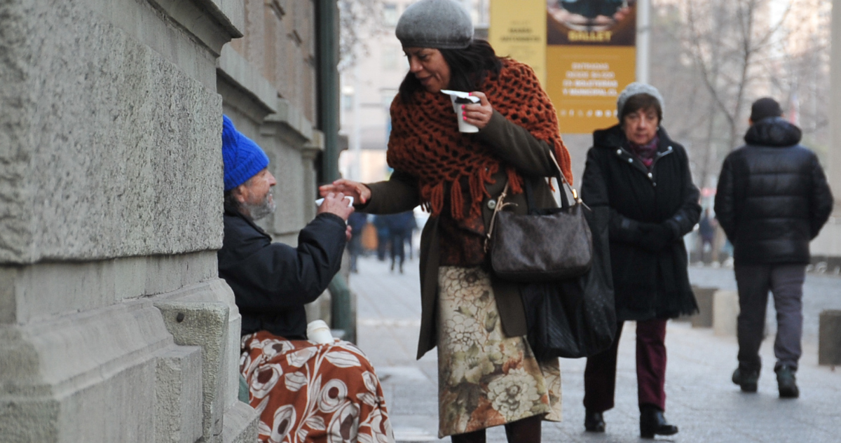 Casen 2024: 600 mil personas salieron de la pobreza desde 2022 y se estrena metodología “más exigente”