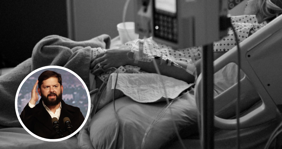 Foto de contexto en blanco y negro de persona en cama de hospital. Foto de Boric.