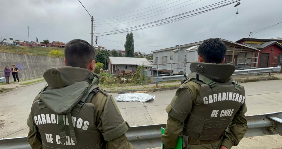 Investigan homicidio en sector Cancha Rayada en Castro: hombre fue hallado herido en la vía pública