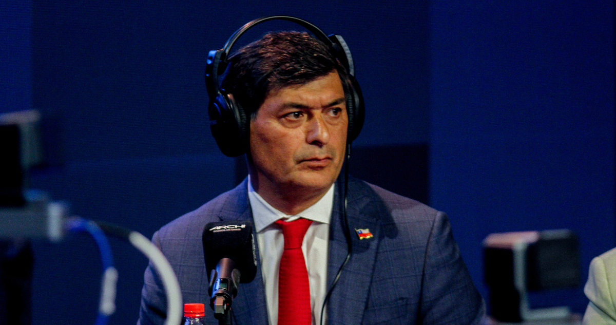 Parisi por reelección de Donoso: “No ha hecho nada más que casarse con la hija del senador Coloma”