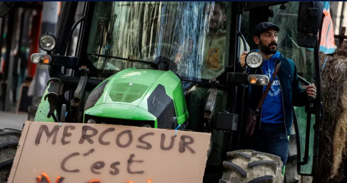 Francia anuncia prohibición de ingreso a una serie de insumos agrícolas provenientes de Sudamérica