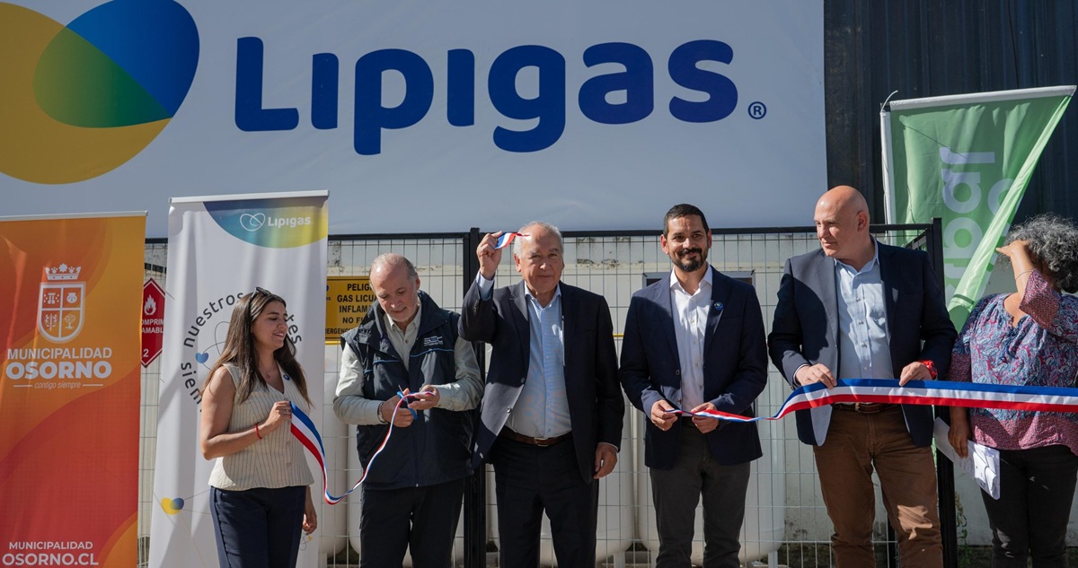 Tras problemas con fugas en cilindros: inauguran instalaciones de gas en Mercado Municipal de Osorno