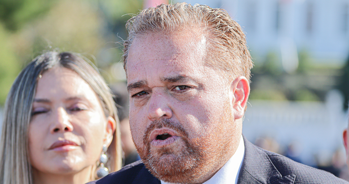 Gobernador del Bío Bío asegura que alerta SAE se envió con tiempo suficiente para evacuación en Penco