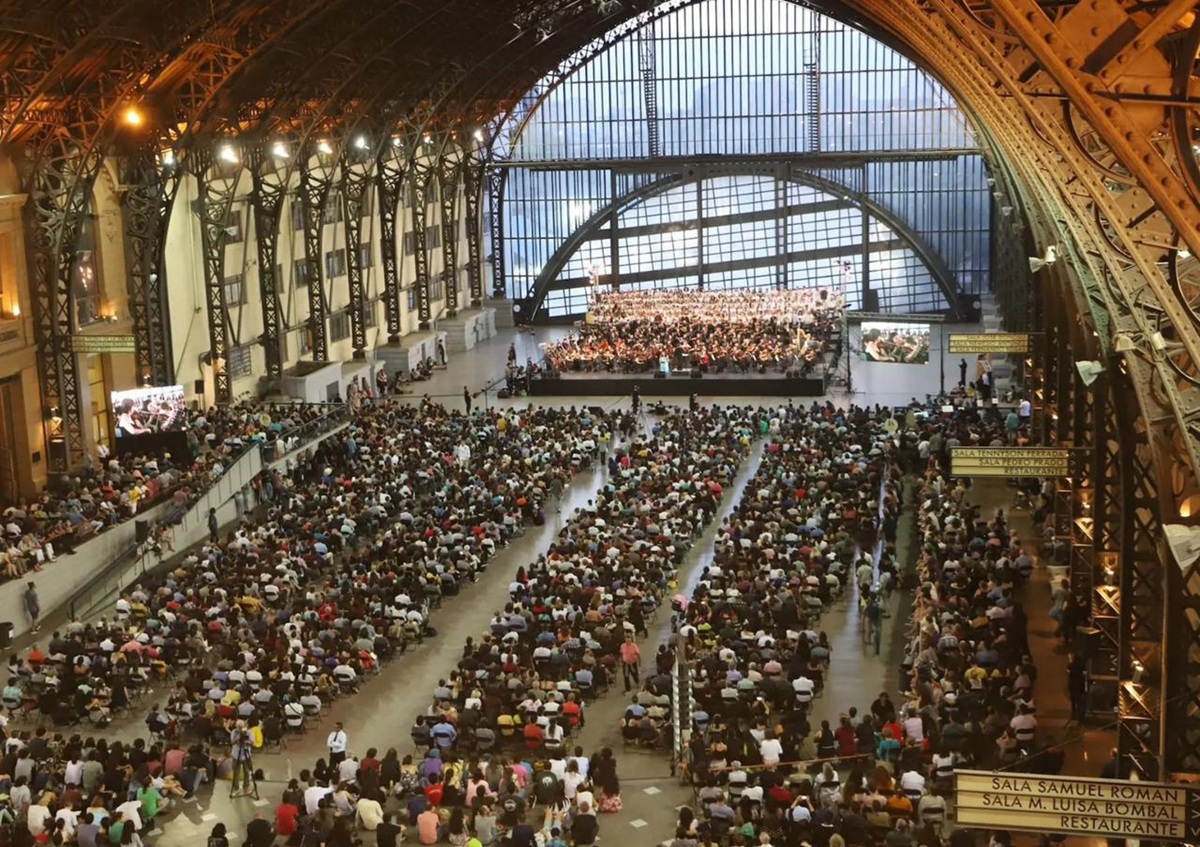 gran concierto por la hermandad