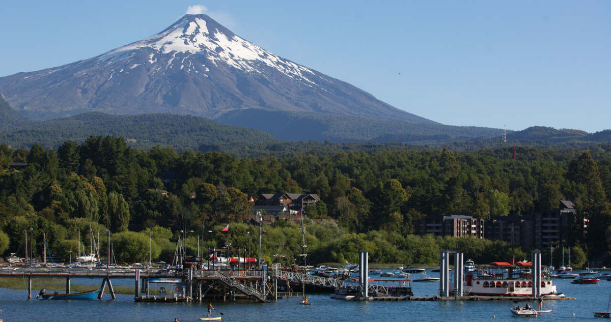 Hombre fue encontrado sin vida flotando en las aguas del Lago Villarrica en Pucón