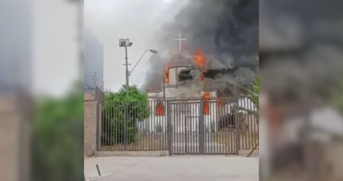 https://media.biobiochile.cl/wp-content/uploads/2026/01/incendio-destruye-por-completo-historica-capilla-santa-ana-en-la-serena-estaba-abandonada.png
