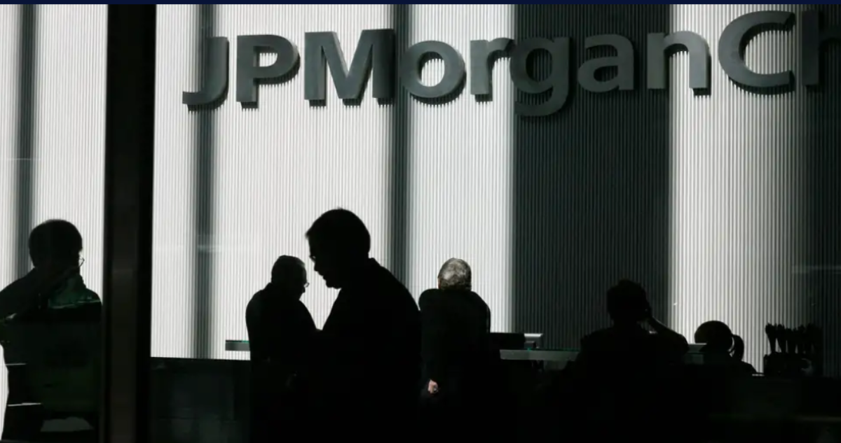 CEO de JPMorgan admite que empleos en la banca serán los más golpeados por la inteligencia artificial