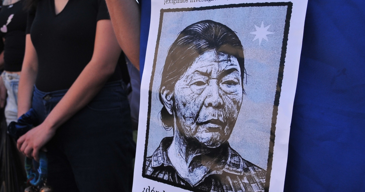 Encuentran golpeado en su casa a adulto mayor que entregó crucial testimonio en caso de Julia Chuñil