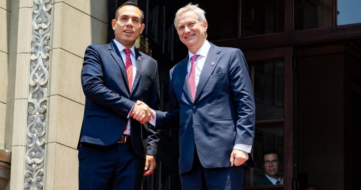 Kast se reúne con presidente peruano José Jerí y acuerdan desarrollar gabinete binacional
