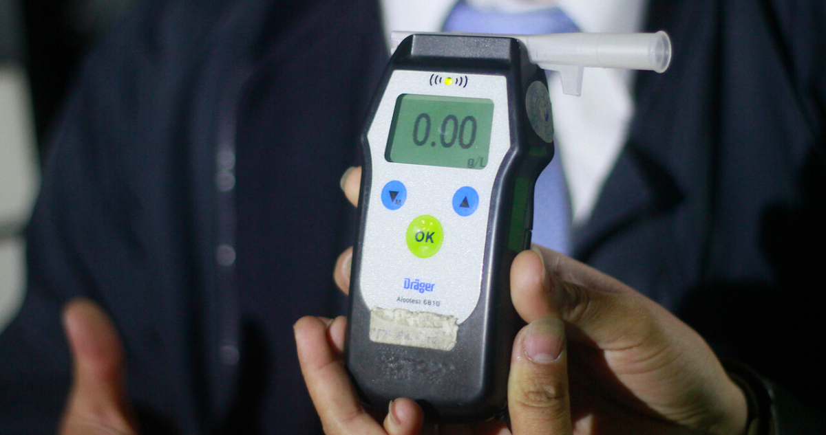 Comisión de Transportes aprueba Ley Alberto que obliga narcotest y alcotest a choferes de micros