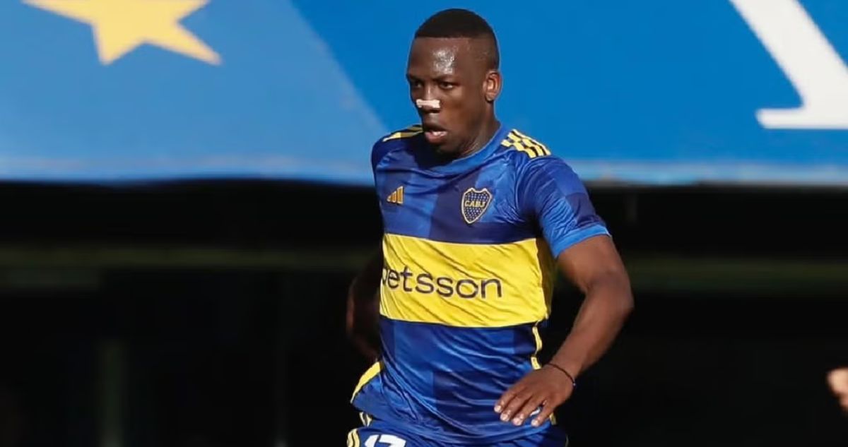 Luis Advíncula le dice adiós a Boca Juniors tras cinco años y medio por “momento familiar complicado”