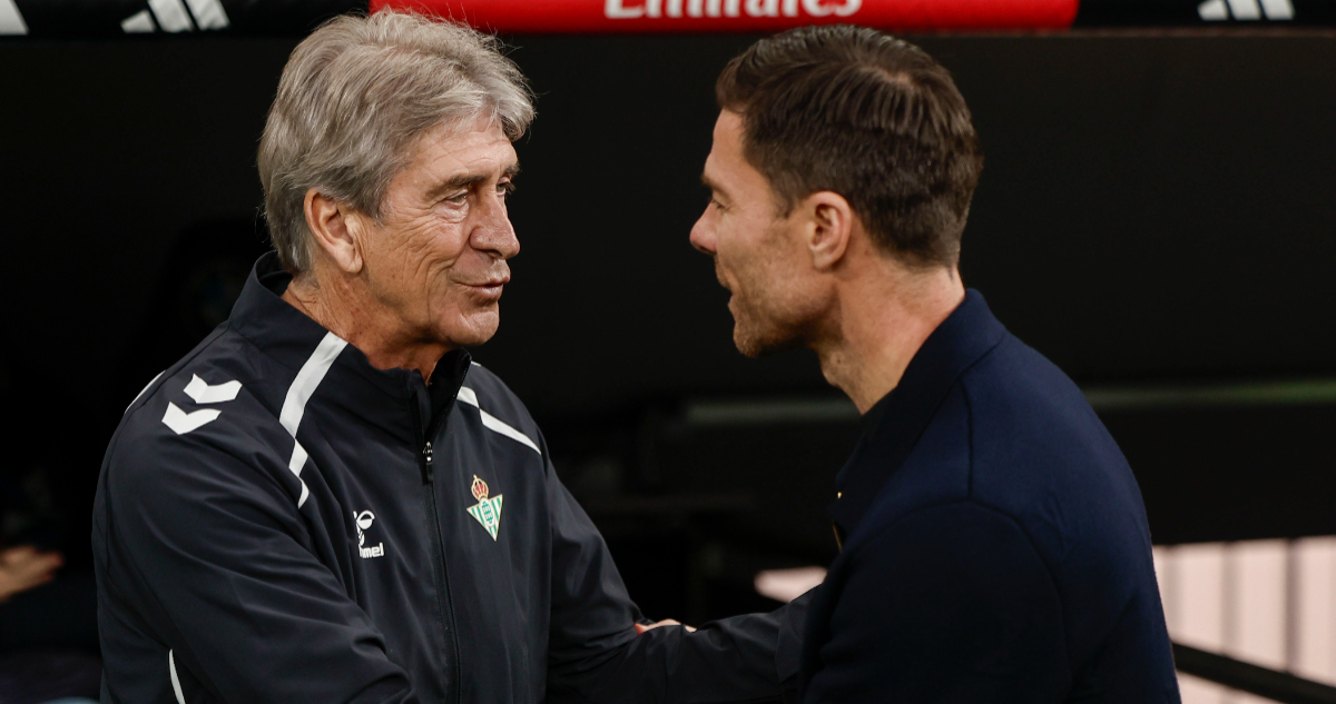 Manuel Pellegrini y Xabi Alonso en el Betis Real Madrid