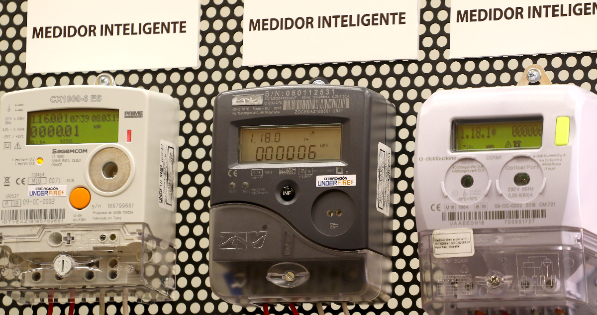 Legislarán idea de cambiar los medidores de la luz a unos “inteligentes” sin costo para los clientes