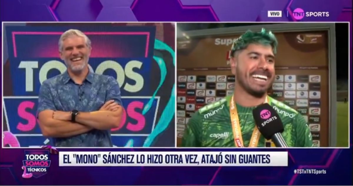 Diego Mono Sánchez y su burla al aire al periodistta Manuel De Tezanos, reconocido hincha de la UC, tras Supercopa
