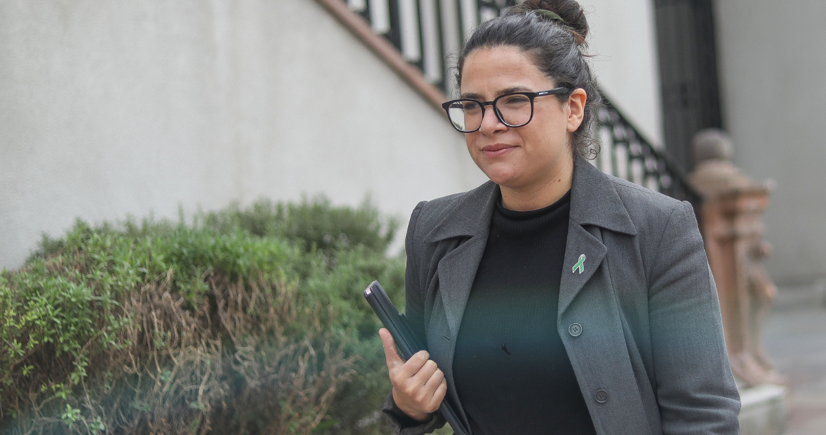 Ministra Antonia Orellana por críticas de su hermana a Boric: “En las mesas de las familias las opiniones son diversas”