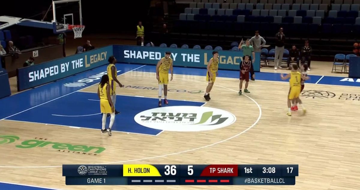 Trapani Shark se presentó con solo 5 jugadores en la BCL.