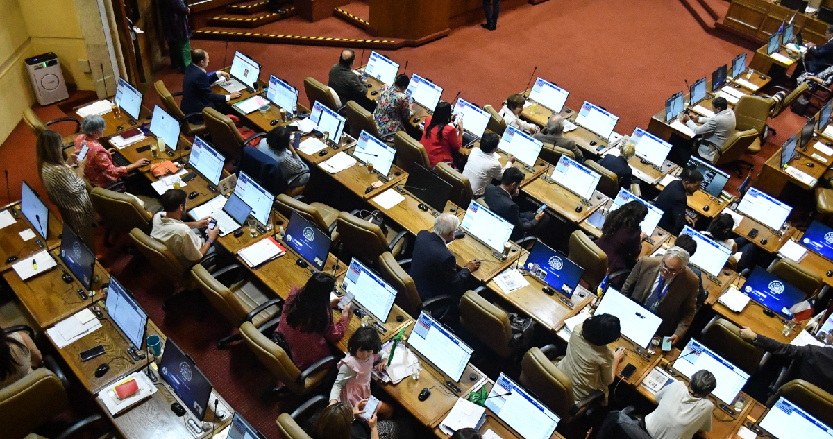 Proyecto de Inteligencia Económica aún no se despacha a Sala: lo ha retrasado voto al secreto bancario