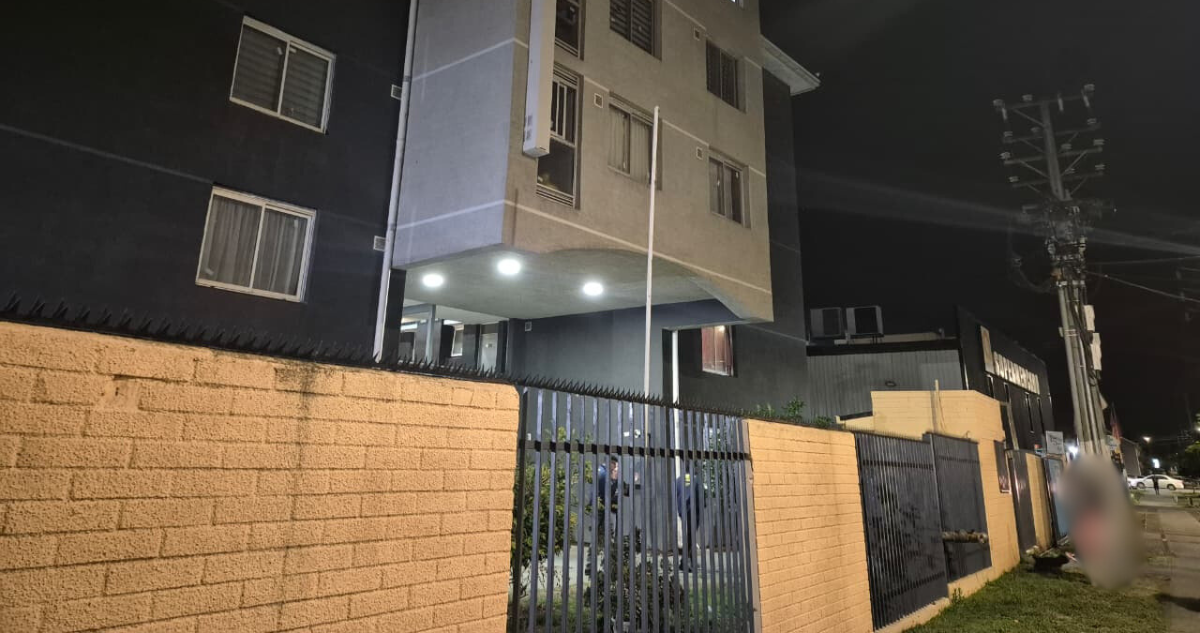 https://media.biobiochile.cl/wp-content/uploads/2026/01/rbb-por-presunto-secuestro-edificio-concepcion.png