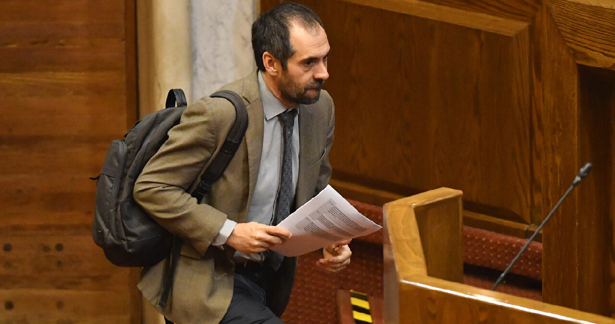 Reajuste del sector público pasa al Senado y se rechaza la criticada norma de “amarre”