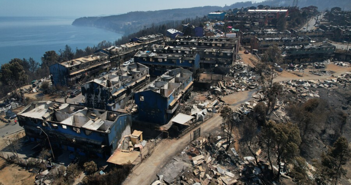 Lirquén devastado por incendios.