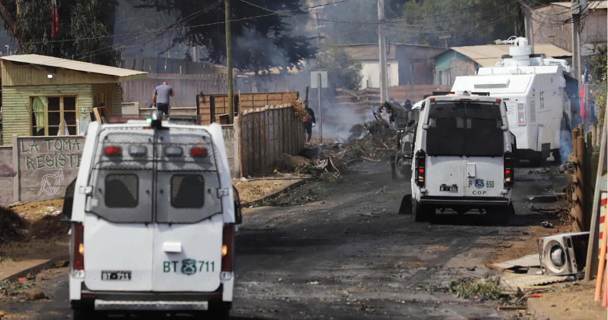 Foto de desalojo de toma en San Antonio