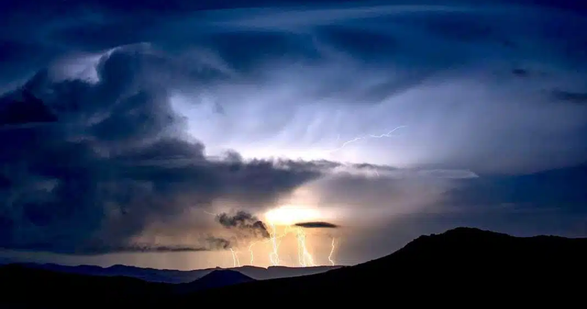 Primeros días de 2026 llegarán con tormentas eléctricas en la Región de Antofagasta