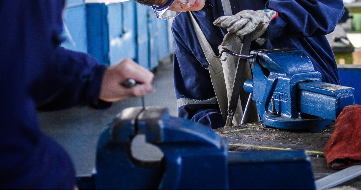 Estudiantes de educación técnico profesional