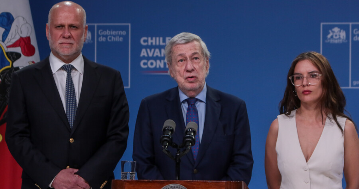 Van Klaveren sobre chilenos en Venezuela: "No hemos tenido noticias de situaciones complejas"