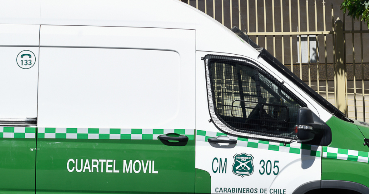 Hombre muere asesinado al interior de departamento en sector Camilo Olavarría de Coronel