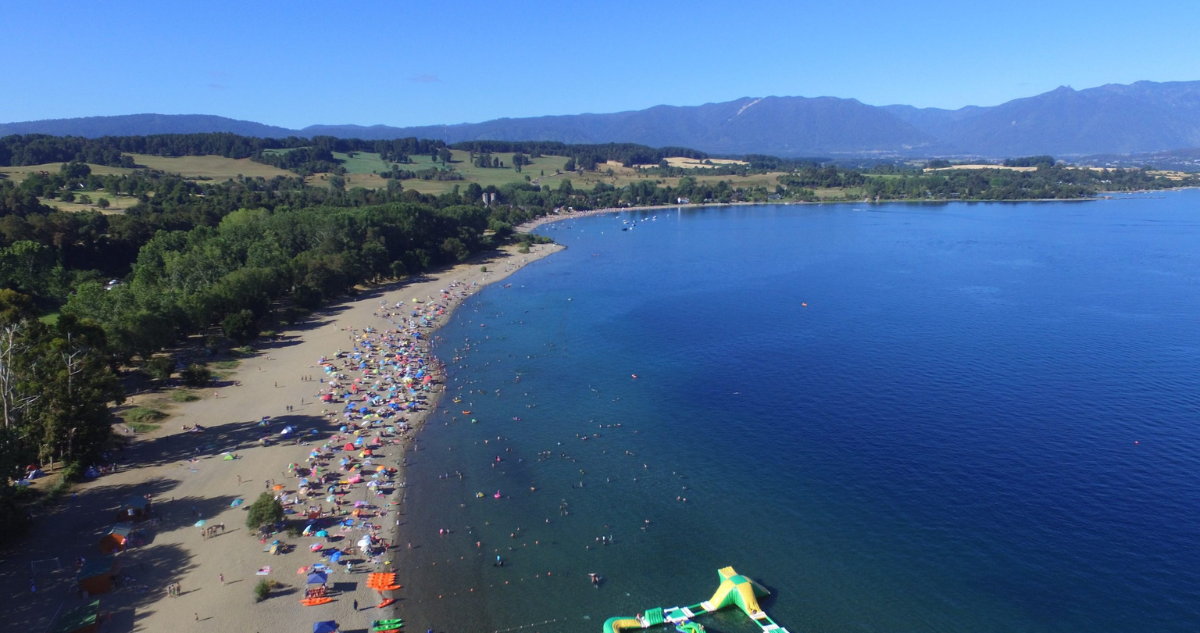 Ligado a familia Piñera: ordenan nueva etapa de proyecto inmobiliario en playa Coique de Lago Ranco