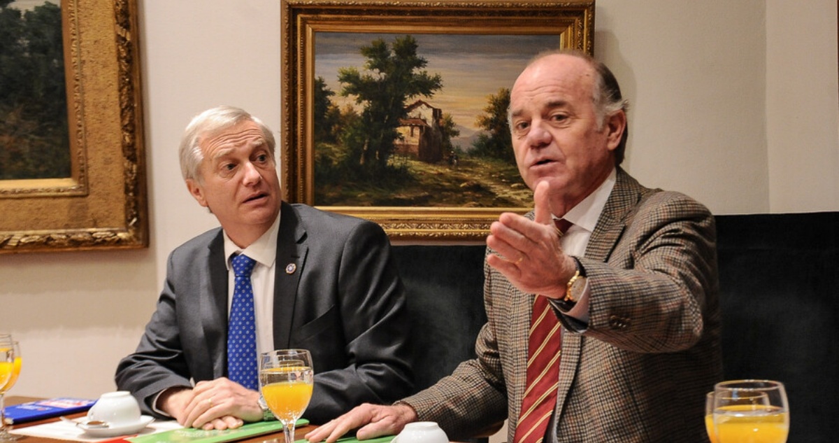Walker y migrantes en el agro: Kast “está muy de acuerdo” con visa temporal por faena determinada