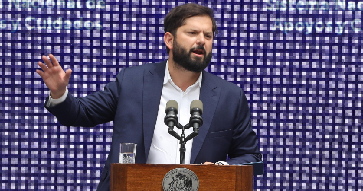 Presidente Boric defiende ayuda humanitaria a Cuba y tilda bloqueo de EEUU como atentado e inhumano